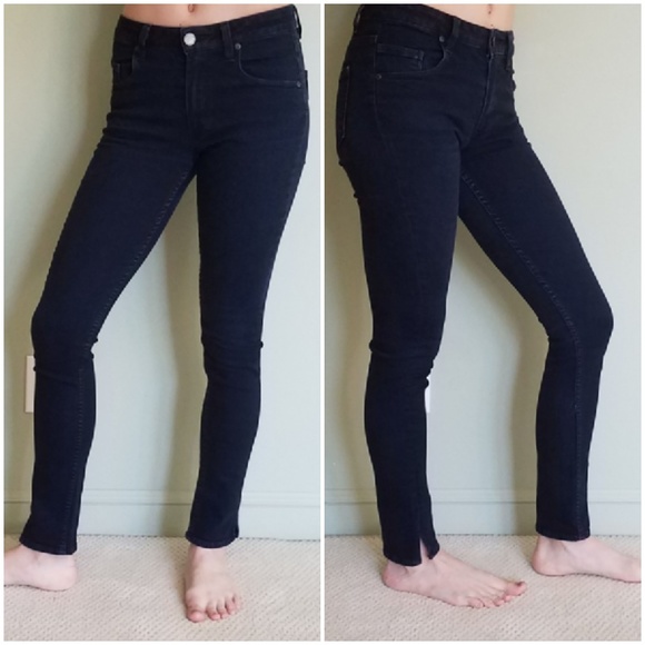 jeans with small ankle opening